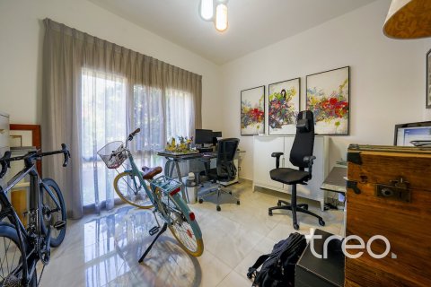 Villa de 4 dormitorios en Meadows, UAE No. 206083 22
