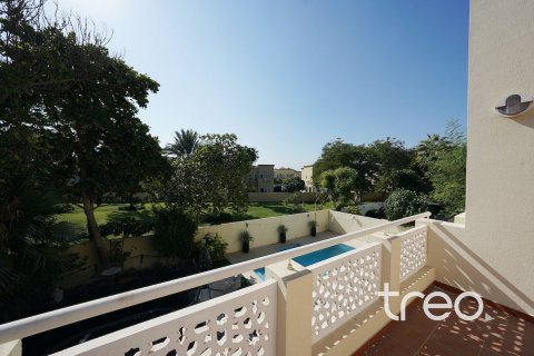 Villa de 4 dormitorios en Meadows, UAE No. 206083 19
