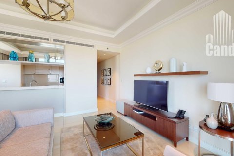 Apartment de 2 dormitorios en The Address Residence Fountain Views, UAE No. 80881 2
