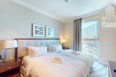 Apartment de 2 dormitorios en The Address Residence Fountain Views, UAE No. 80881 3