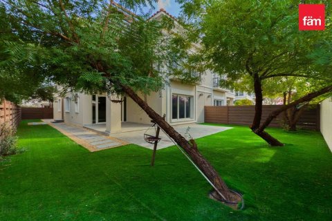 Villa de 4 chambres à Dubai, UAE No. 140498 6