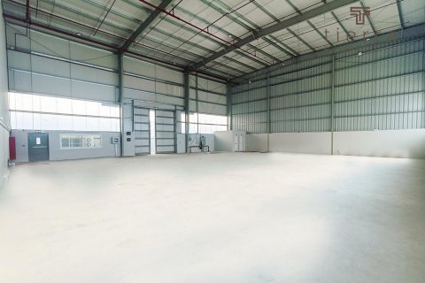 Warehouse de 743.2m² à Al Qusais Industrial Area, UAE No. 46588 1