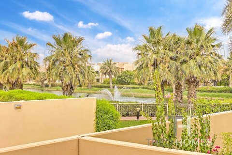 4 غرف نوم فيلا في Meadows, الإمارات العربية المتحدة رقم 74010 11