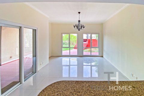 4 غرف نوم فيلا في Meadows, الإمارات العربية المتحدة رقم 74010 7