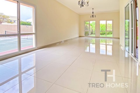 4 غرف نوم فيلا في Meadows, الإمارات العربية المتحدة رقم 74010 4