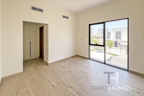 4 غرف نوم فيلا في Al Furjan, الإمارات العربية المتحدة رقم 74012 15
