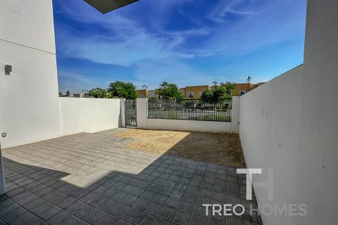 Townhouse de 3 dormitorios en Dubai, UAE No. 76424 3