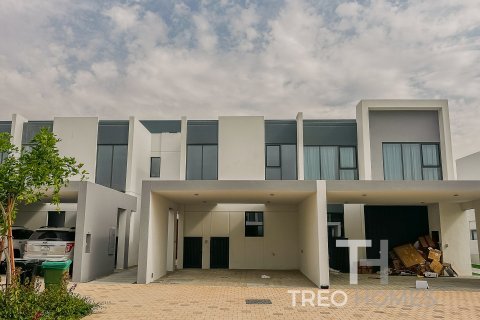 Townhouse de 3 dormitorios en Dubai, UAE No. 76424 2