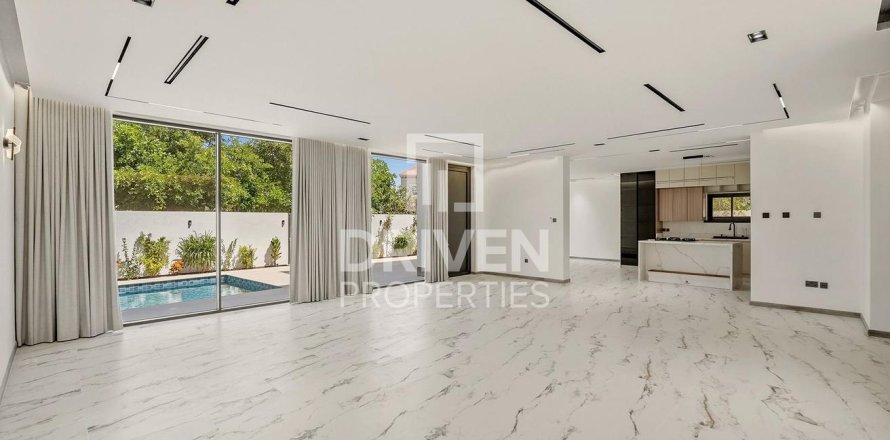 6 غرفة نوم  فيلا في Hacienda, الإمارات العربية المتحدة رقم 204636