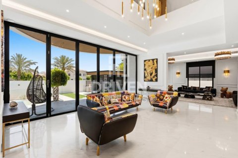 Villa de 6 dormitorios en Hacienda, UAE No. 204635 6