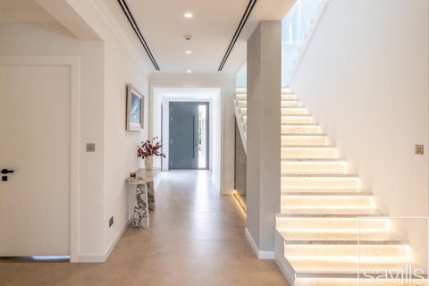 5 bedrooms Villa  No. 111677 8