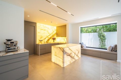 5 bedrooms Villa  No. 111677 13