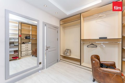 4 غرف نوم شقة رقم 123385 25