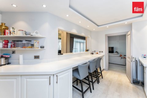 4 غرف نوم شقة رقم 123385 10