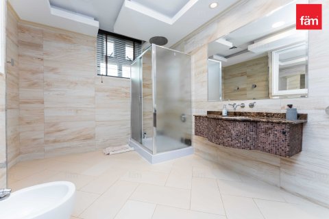 4 غرف نوم شقة رقم 123385 20