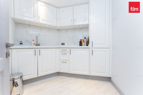 4 غرف نوم شقة رقم 123385 17