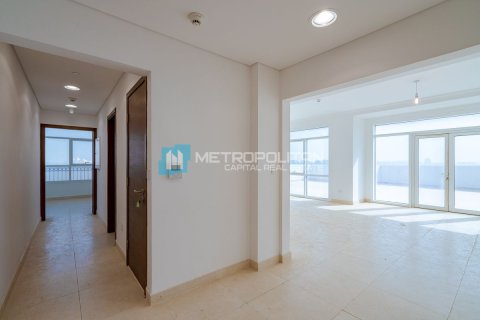 Квартира с 3 спальнями  №110149 3