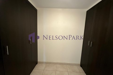 3 bedrooms Apartment in Doha, Qatar No. 58249 8