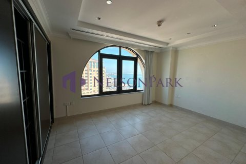 3 bedrooms Apartment in Doha, Qatar No. 58249 11