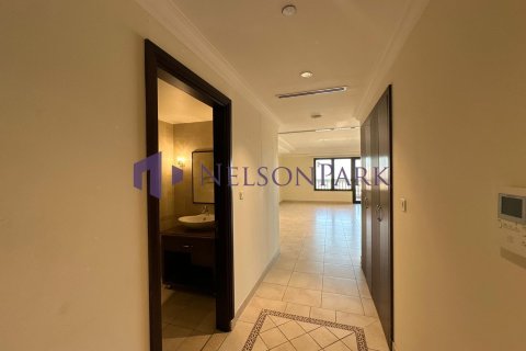 3 bedrooms Apartment in Doha, Qatar No. 58249 4