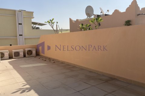4 bedrooms Villa in Doha, Qatar No. 58250 13