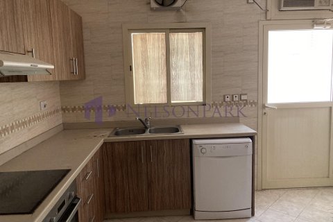 4 bedrooms Villa in Doha, Qatar No. 58250 15