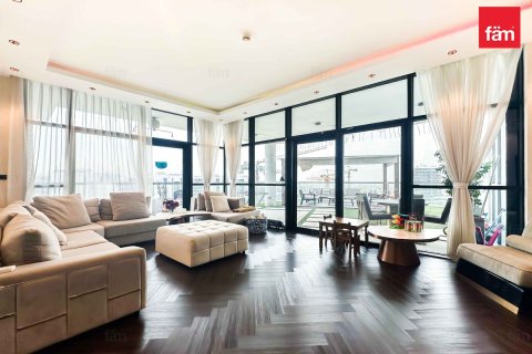 3 bedrooms Apartment in Dubai, UAE No. 51504 2