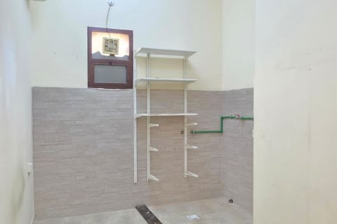 Villa de 3 dormitorios en Khuzam, UAE No. 183786 13