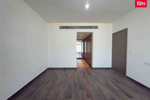 Villa de 4 dormitorios  No. 108121 2