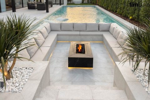 5 bedrooms Villa No. 120527 23