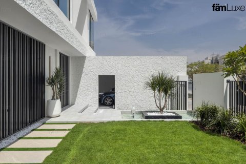 5 bedrooms Villa No. 120527 25