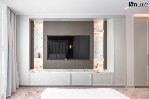 5 bedrooms Villa No. 120527 18