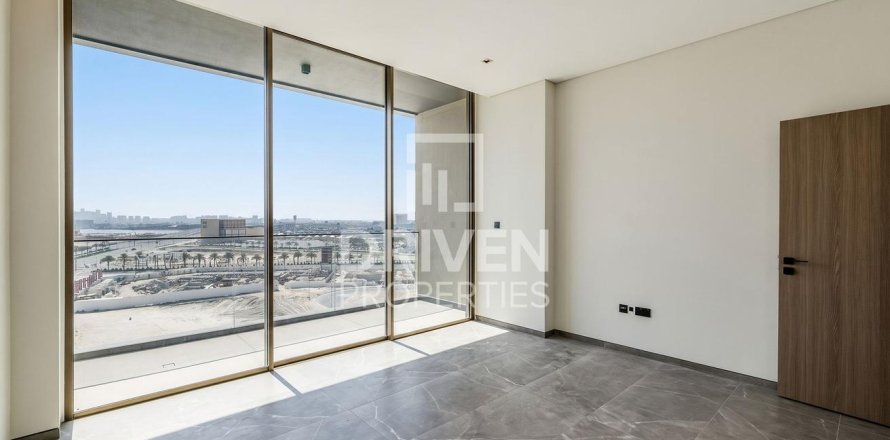 2 bedrooms Apartment in Dubai, UAE No. 190419