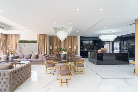 Villa de 7 dormitorios en Dubai, UAE No. 183483 11
