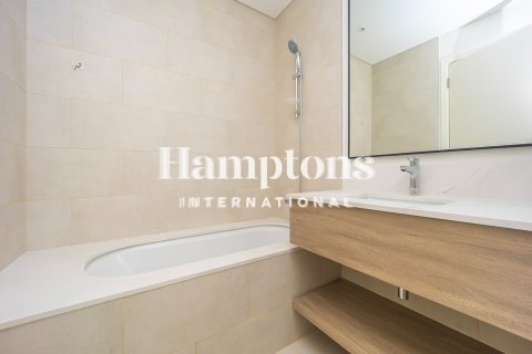 3 bedrooms Townhouse in Al Manara, UAE No. 140021 11