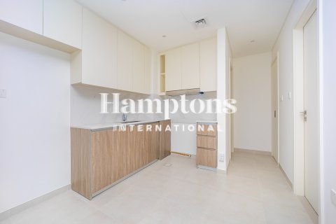 3 bedrooms Townhouse in Al Manara, UAE No. 140021 4