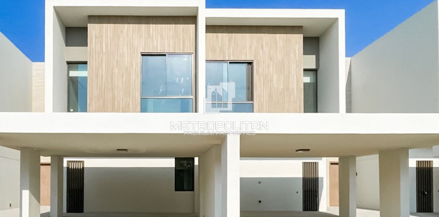 Townhouse de 3 dormitorios No. 130223