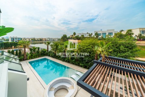 Villa de 5 dormitorios  No. 130220 17