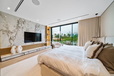 Villa de 5 dormitorios  No. 130220 30