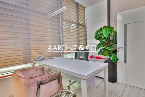 112m² Office in Business Bay, UAE No. 152560 5