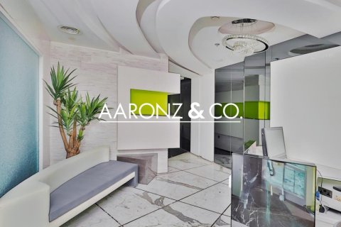 112m² Office in Business Bay, UAE No. 152560 10