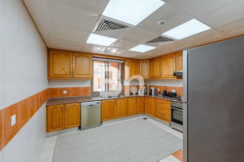 Villa de 4 dormitorios  No. 112967 7