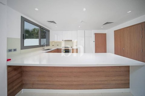 Вилла с 4 спальнями  №112969 15