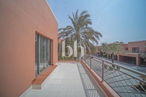 Townhouse de 4 dormitorios  No. 112970 18