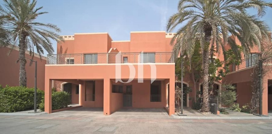 Townhouse de 4 dormitorios No. 112970