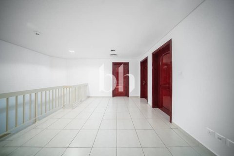 Townhouse de 4 dormitorios  No. 112970 9