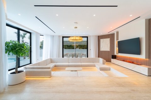 Вилла с 4 спальнями в Пальма Джумейра, ОАЭ №146983 5