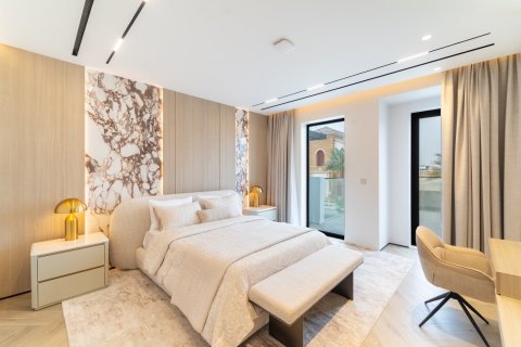 Вилла с 4 спальнями в Пальма Джумейра, ОАЭ №146983 15