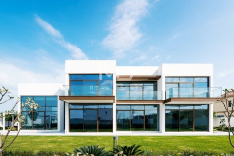 6 bedrooms Villa in Abu Dhabi, UAE No. 43878 83