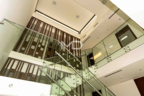 6 bedrooms Villa in Abu Dhabi, UAE No. 43878 32